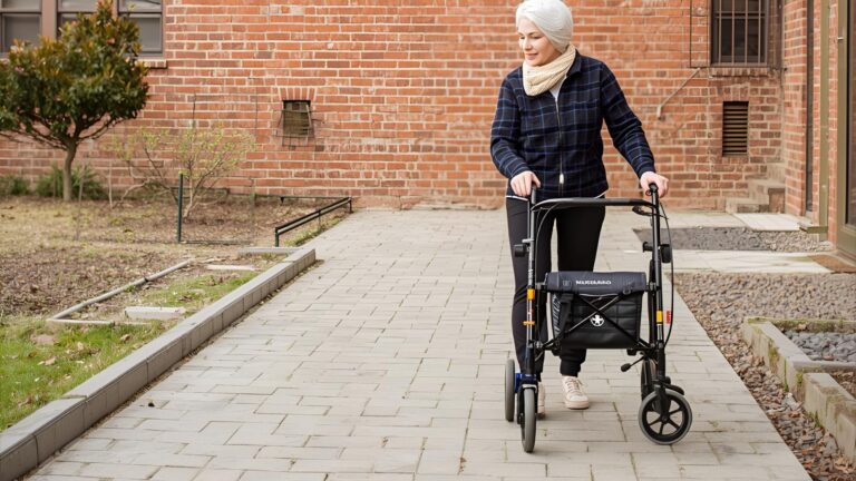 A Complete Guide to Walkers for Seniors in Adelaide